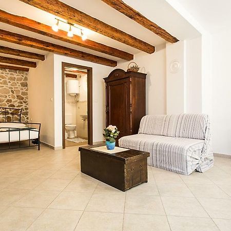 Apartment & Room Antonio Връбник Екстериор снимка
