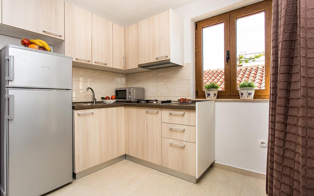 Apartment & Room Antonio Връбник Екстериор снимка