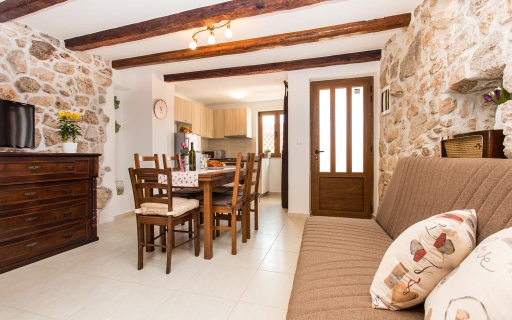 Apartment & Room Antonio Връбник Екстериор снимка